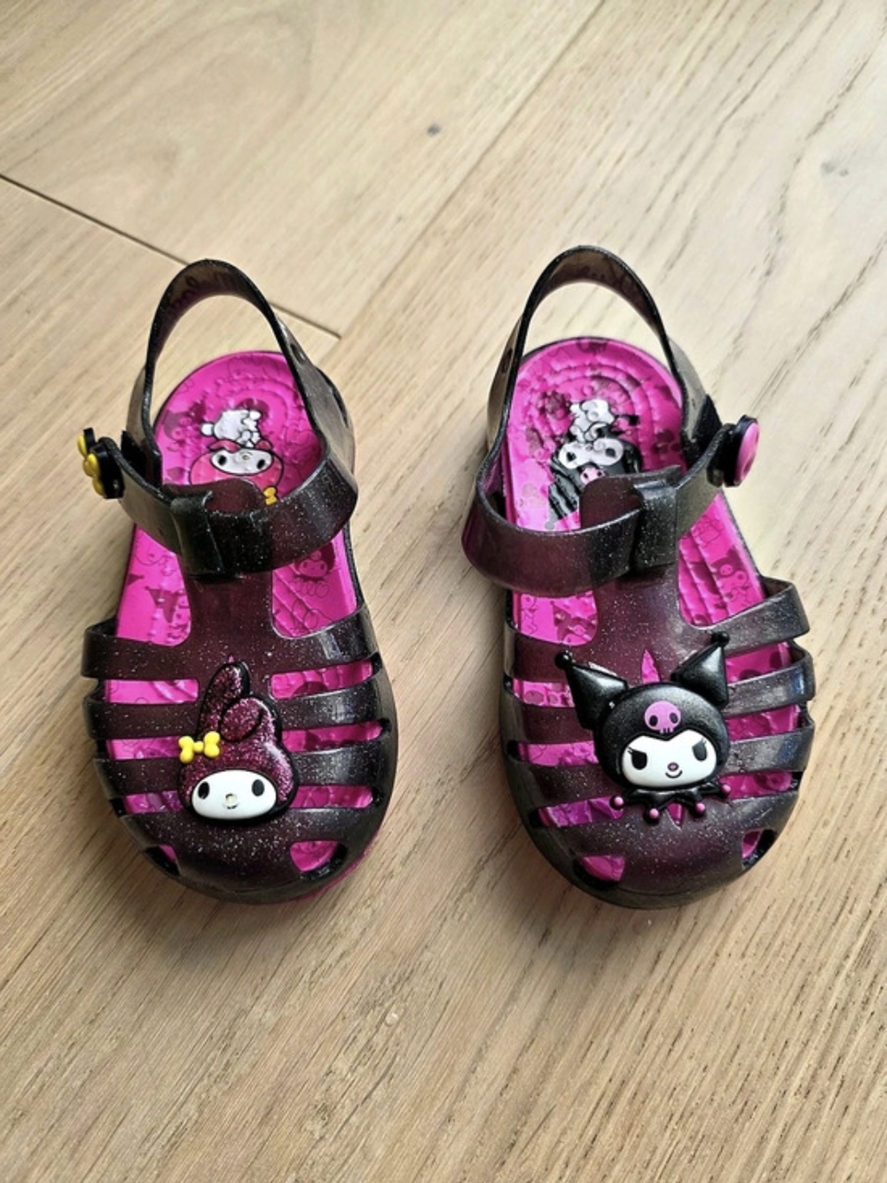 Crocs - Hello Kitty And Friends- My Melody Toddler Sandals Black & Pink